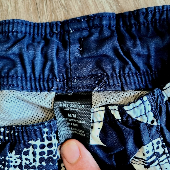 Arizona Jean co. Board shorts - Picture 3 of 4